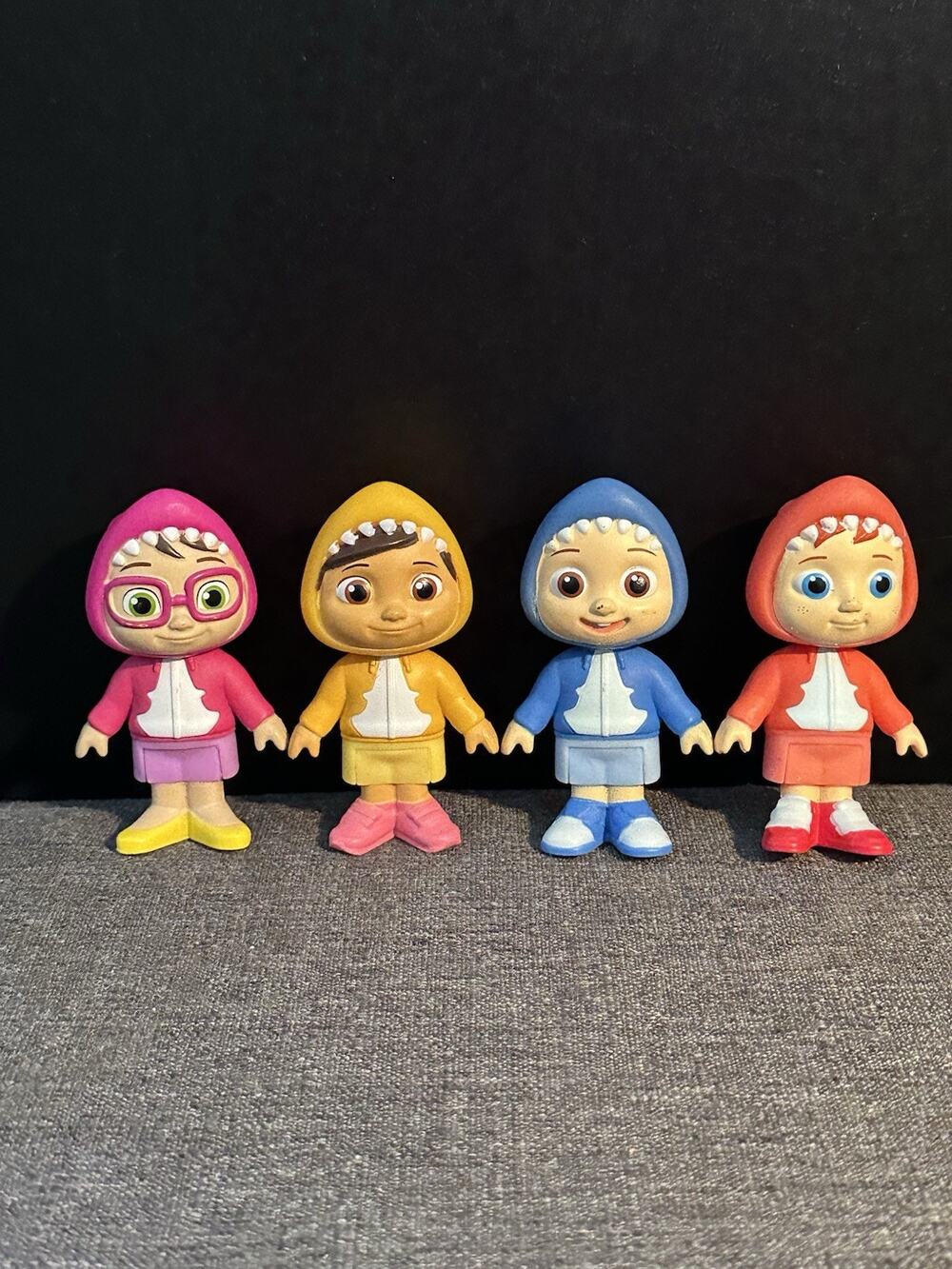 CoComelon Figures Lot of 4 Jazwares 2021 Kids Shark Hoodies 3 Inch Toys